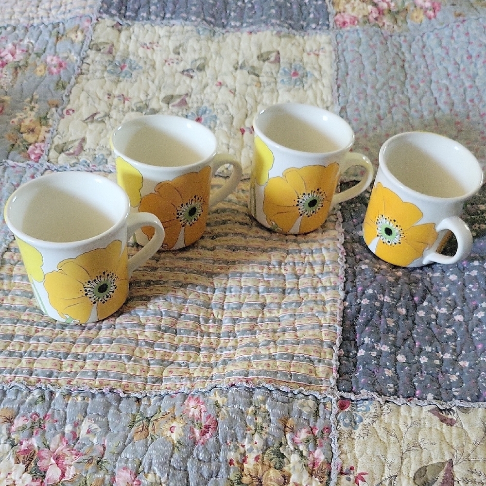Vintage Spring Yellow Floral Coffee Cups Mugs Set